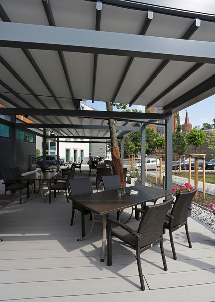 WANDFESTE PERGOLA SOLID